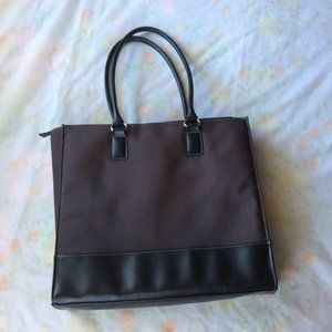 Targus large heavy duty computer laptop shoulder bag